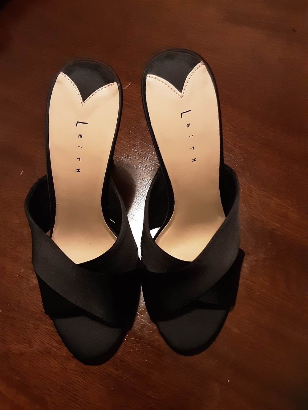 Leith Black Cross-Band Slide Sandals Size 7